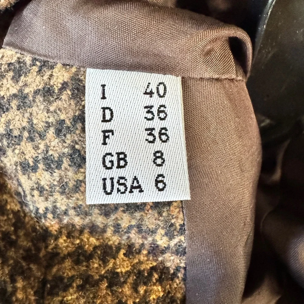 Vintage MOSCHINO Cheap And Chic Virgin Wool Tweed Blazer Jacket - Picture 6 of 8